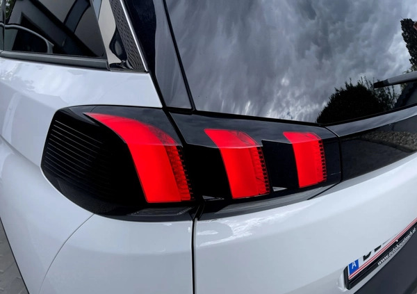 Peugeot 5008 cena 59900 przebieg: 217450, rok produkcji 2018 z Biała małe 667